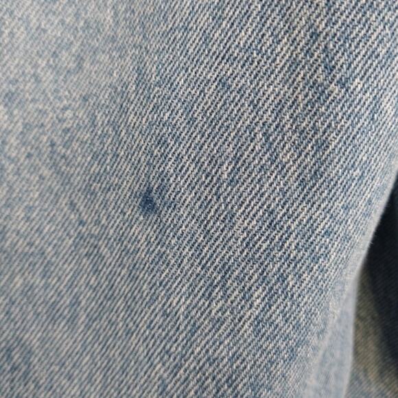 NWT Levi's 550 Relaxed Fit Distressed Men's Jeans 35 x 32 - Picture 6 of 12